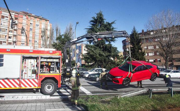 accidente-oviedo-U1201905201170rH-U130413728955Lt-1248x770@El Comercio-ElComercio