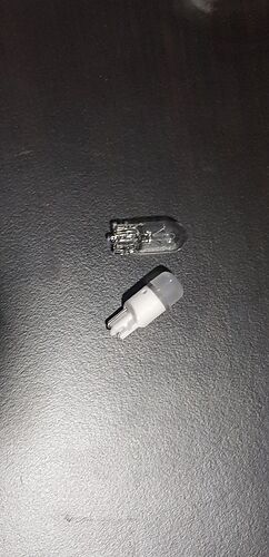 photo5800811091318649843