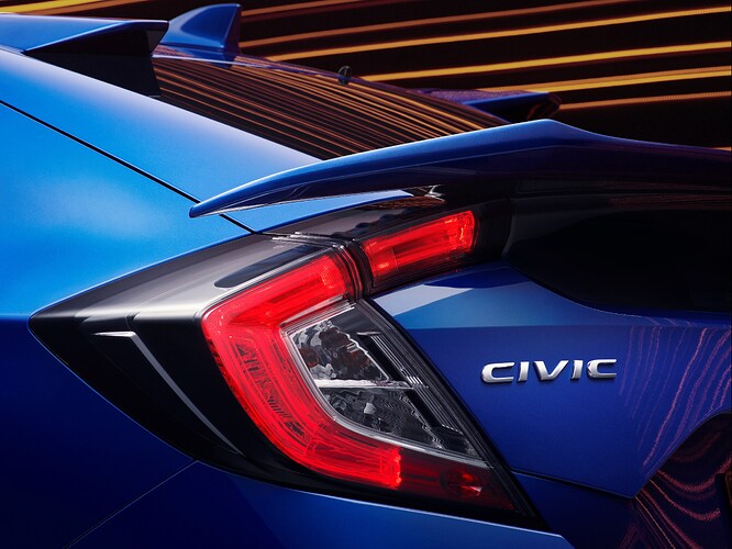 199077_HONDA_REVELA_UN_ESTILO_RENOVADO_Y_UN_INTERIOR_MEJORADO_PARA_EL_CIVIC