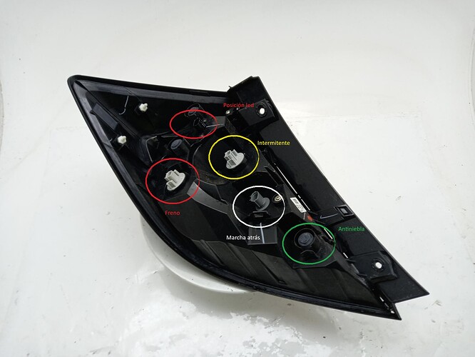 Faro Civic UK con antiniebla - copia