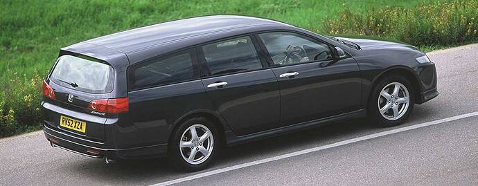 honda-accord-tourer-l-01
