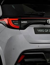 Toyota-Yaris-GR-Sport-2022-2~2